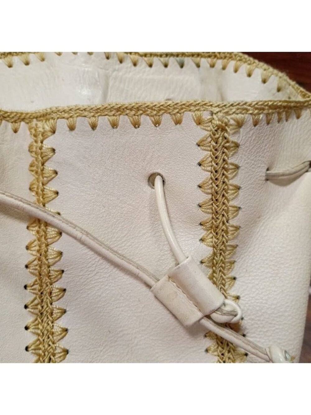 Nine West Vintage White Leather Drawstring Handbag With Braided Gold Stitching - Picture 14 of 16